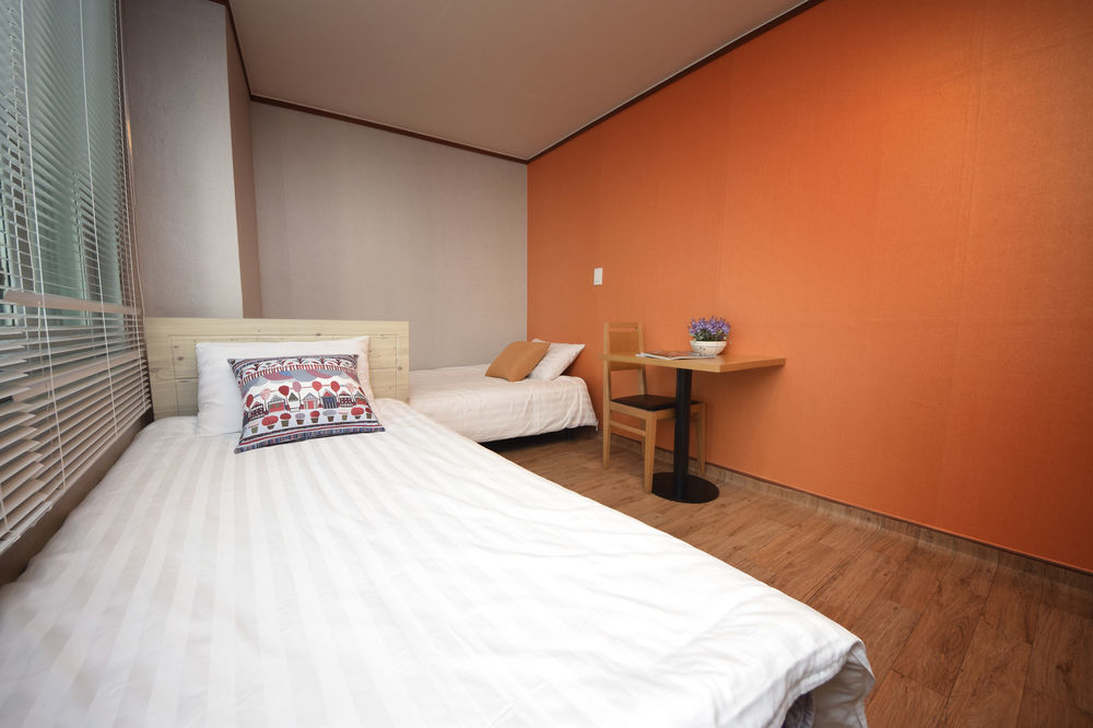 Hotel B & J Open - Seoul